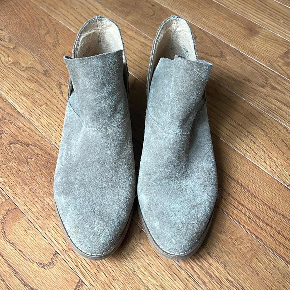 Lucky Brand suede ankle boots
